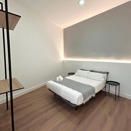 H21 Rooms Madrid Exterior photo