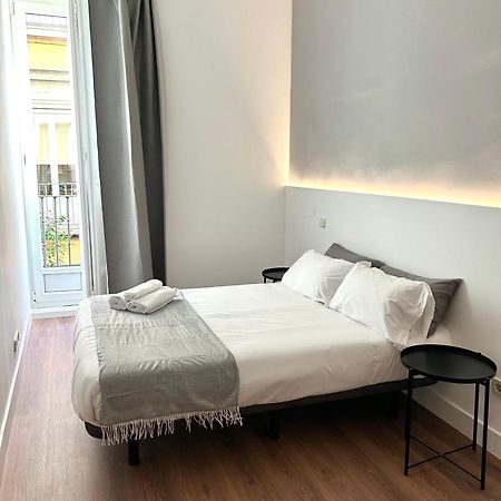 H21 Rooms Madrid Exterior photo