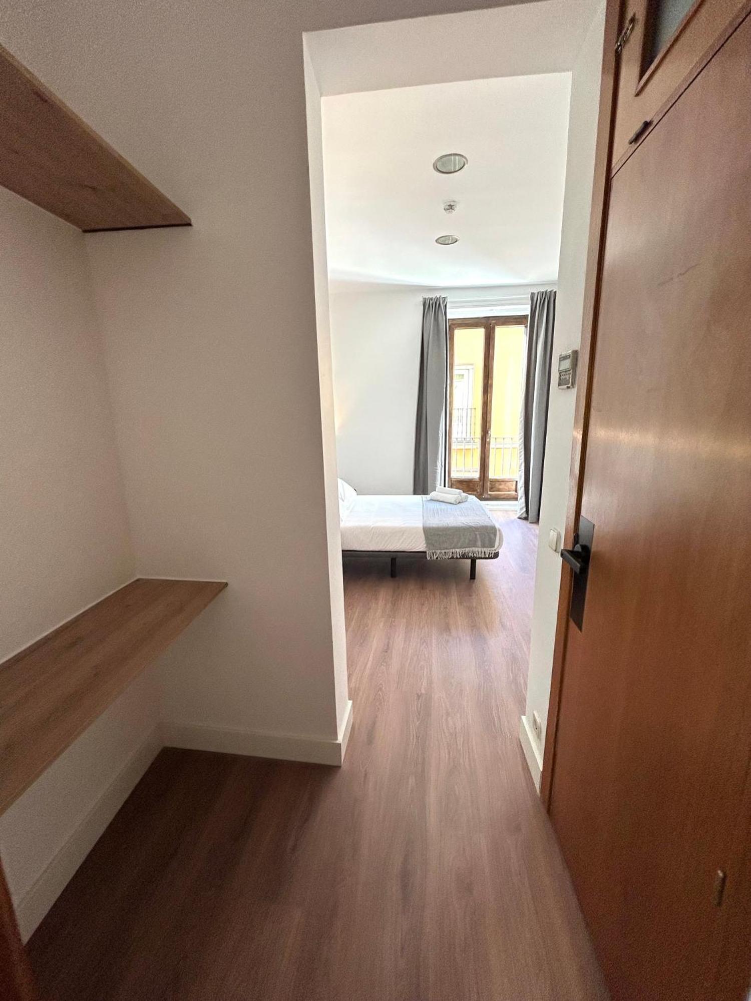 H21 Rooms Madrid Exterior photo